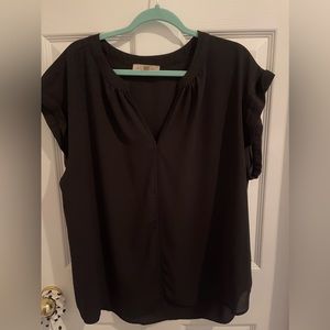 Philosophy 1x black shirt sleeve blouse